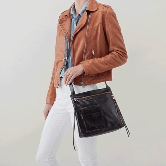 💚🖤HOBO Crossfire Crossbody with Adjustable Strap Bag In Hunter💚🖤 - Picture 11 of 15